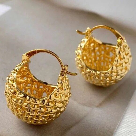 Marielle Basket Gold Earrings - Picture 2 of 3